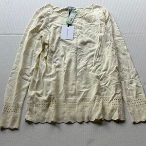 41 Hawthorn Pale Yellow Scallop Hem Long Sleeve Top